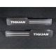 Накладки на пластиковые пороги шлифованный лист надпись Tiguan 2 шт ТСС для Volkswagen Tiguan 2016-2021